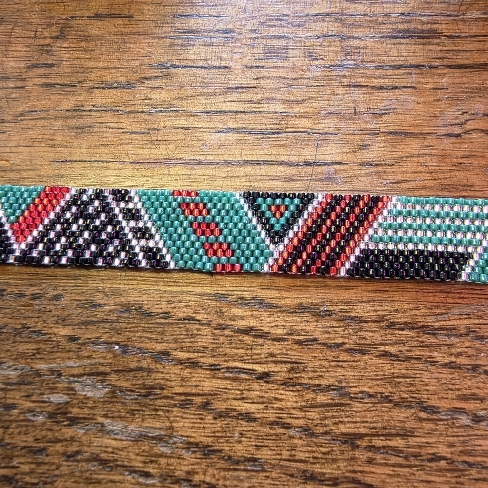 Colorful Hand Beaded Bracelet - Picture 7 of 7